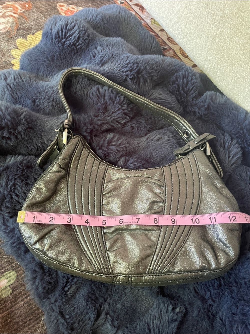 Stuart Weitzman Metallic Black Quilted Shoulder Bag Authentic - Picture 10 of 12